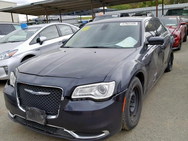 2C3CCAAG7FH931528 - 2015 CHRYSLER 300 LIMITE GRAY photo 2