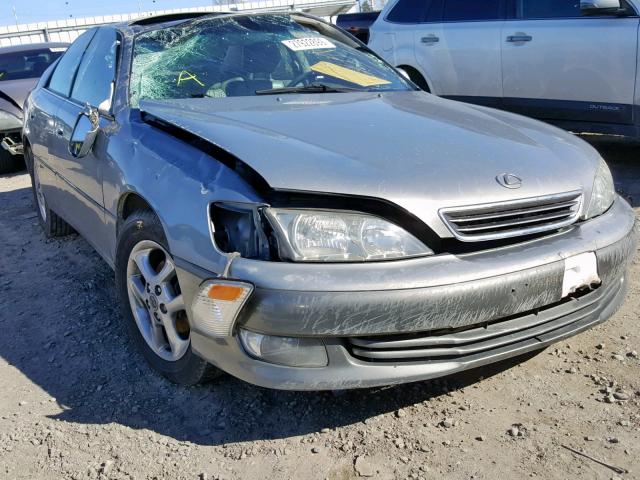 JT8BF28G710291343 - 2001 LEXUS ES 300 SILVER photo 1