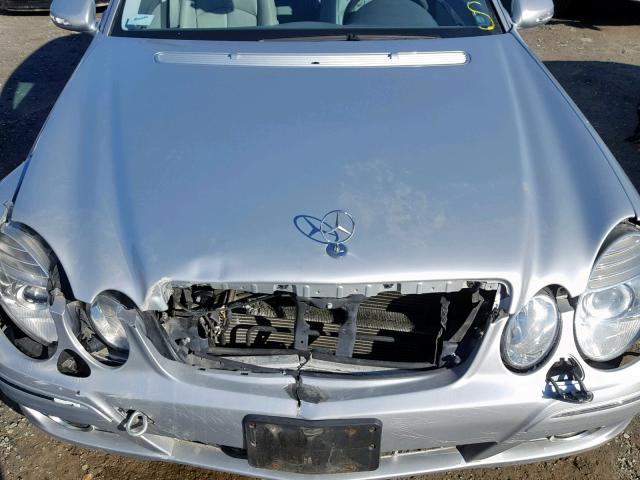 WDBUF56X58B309365 - 2008 MERCEDES-BENZ E 350 SILVER photo 7