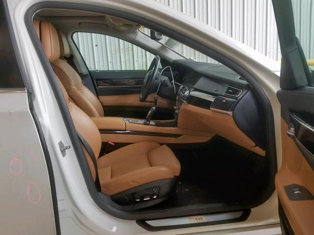 WBAKB8C54BCY65707 - 2011 BMW ALPINA B7 WHITE photo 5