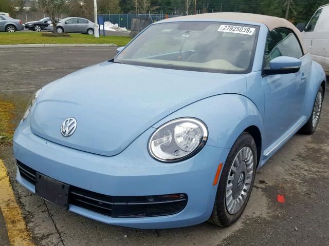 3VW517AT1FM802371 - 2015 VOLKSWAGEN BEETLE 1.8 BLUE photo 2