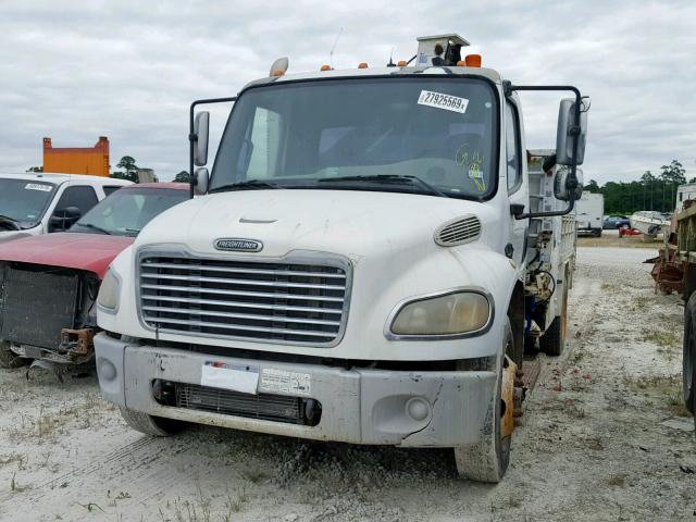 1FVACWDD36HW57126 - 2006 FREIGHTLINER M2 106 MED WHITE photo 2