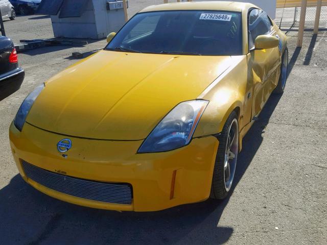 JN1AZ34EX5M654752 - 2005 NISSAN 350Z COUPE YELLOW photo 2