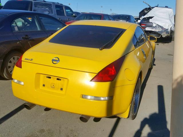 JN1AZ34EX5M654752 - 2005 NISSAN 350Z COUPE YELLOW photo 4