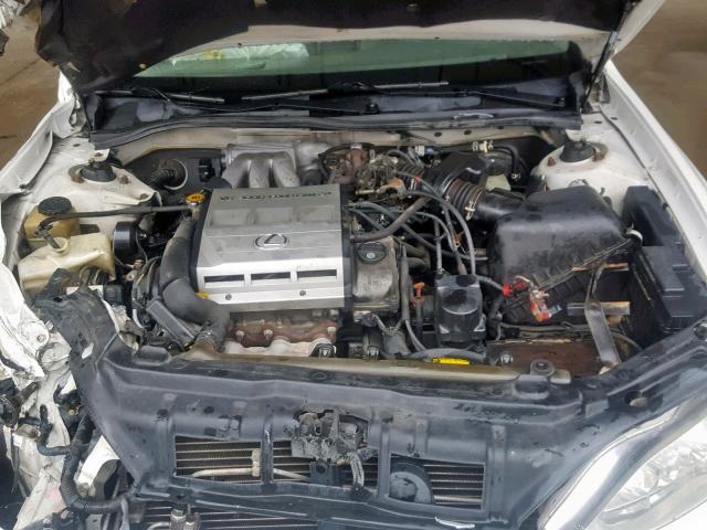 JT8BF22G5V5011730 - 1997 LEXUS ES 300 WHITE photo 7