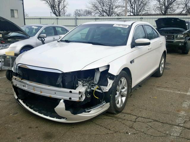 1FAHP2EW2CG100500 - 2012 FORD TAURUS SEL WHITE photo 2