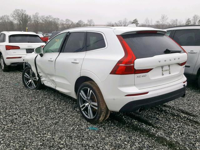 YV4102RK2J1008436 - 2018 VOLVO XC60 T5 WHITE photo 3