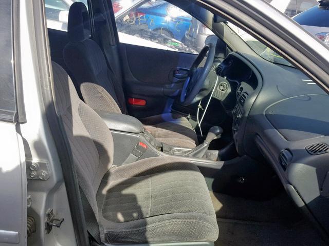 1G2WK52J52F247882 - 2002 PONTIAC GRAND PRIX SILVER photo 5