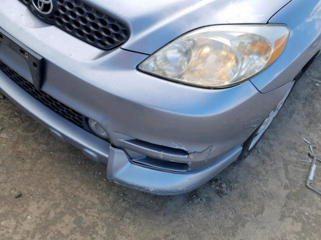 2T1KR32E23C009009 - 2003 TOYOTA MATRIX SILVER photo 9