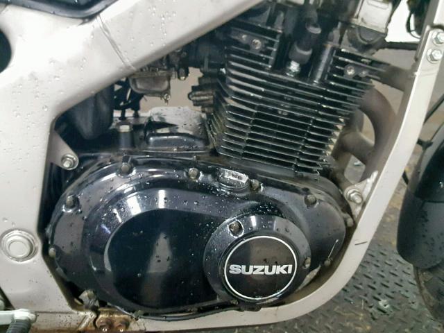 JS1GM51A5P2101728 - 1993 SUZUKI GS500 E BLACK photo 5