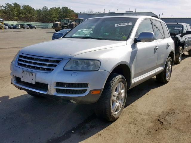 WVGCM67L24D026887 - 2004 VOLKSWAGEN TOUAREG 4. GRAY photo 2