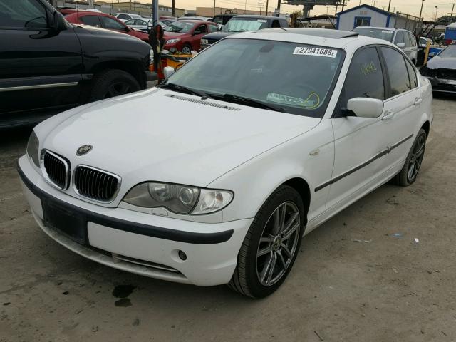 WBAEW53413PG21355 - 2003 BMW 330 XI WHITE photo 2