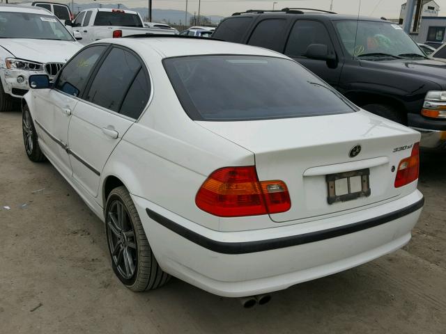 WBAEW53413PG21355 - 2003 BMW 330 XI WHITE photo 3