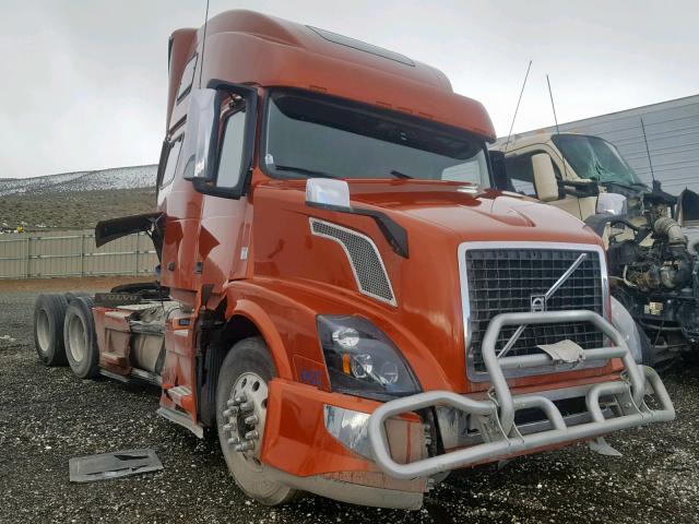 4V4NC9EJ2GN960909 - 2016 VOLVO VN VNL ORANGE photo 1