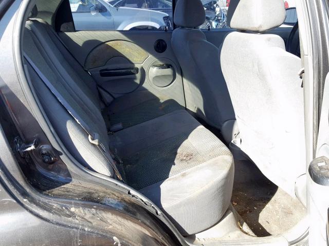 KL1TJ52624B251242 - 2004 CHEVROLET AVEO LS GRAY photo 6