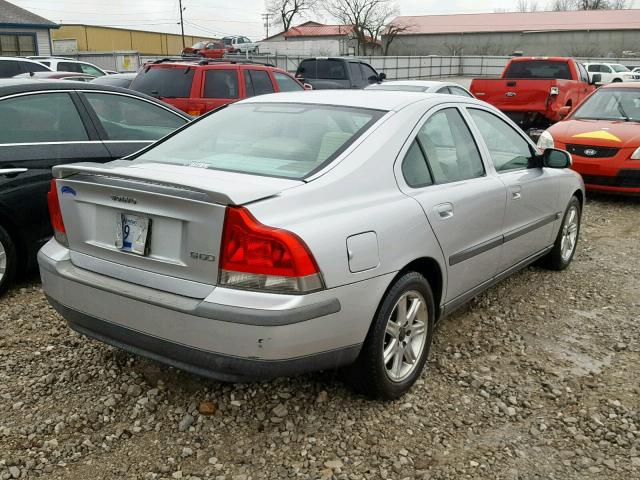 YV1RS61R622097756 - 2002 VOLVO S60 SILVER photo 4