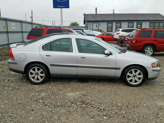 YV1RS61R622097756 - 2002 VOLVO S60 SILVER photo 9