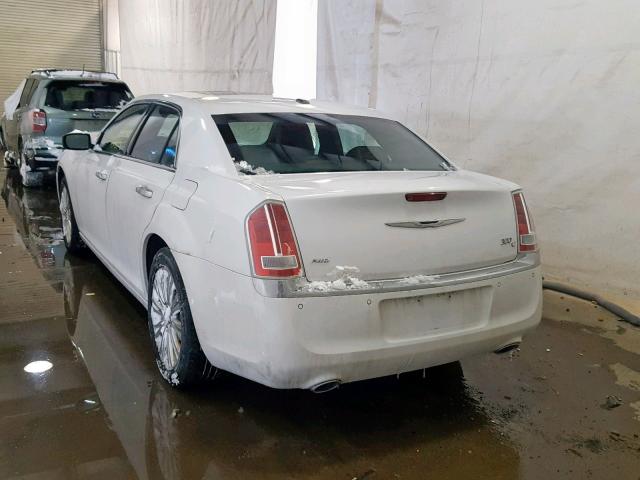 2C3CCAKT5EH209467 - 2014 CHRYSLER 300C WHITE photo 3