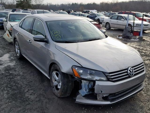 1VWBP7A35DC054532 - 2013 VOLKSWAGEN PASSAT SE SILVER photo 1