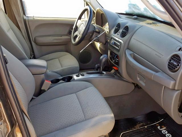 1J4GL38K85W725826 - 2005 JEEP LIBERTY RE BLACK photo 5