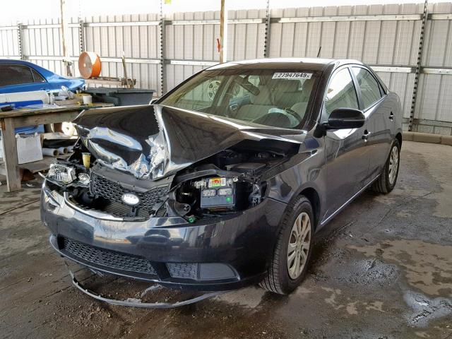 KNAFU4A26D5652956 - 2013 KIA FORTE EX BLACK photo 2