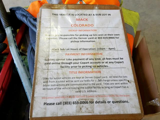 1G1ZT54885F332292 - 2005 CHEVROLET MALIBU LS RED photo 9