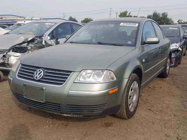 WVWMD63B63P030119 - 2003 VOLKSWAGEN PASSAT GL GREEN photo 2