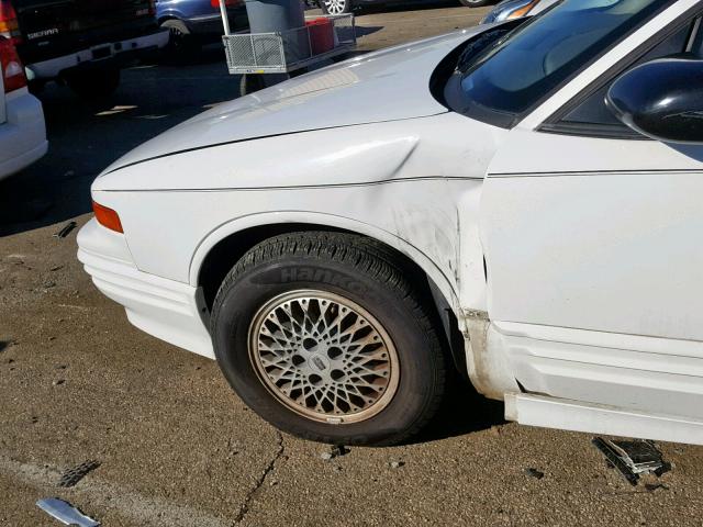 1G3WH12MXTF364243 - 1996 OLDSMOBILE CUTLASS SU WHITE photo 9