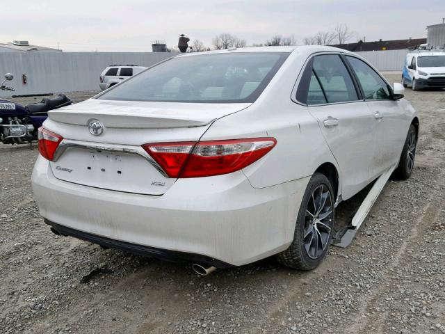 4T1BK1FK3HU031521 - 2017 TOYOTA CAMRY XSE WHITE photo 4