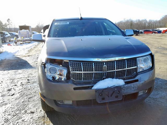 2LMDJ8JC7ABJ21498 - 2010 LINCOLN MKX GRAY photo 9