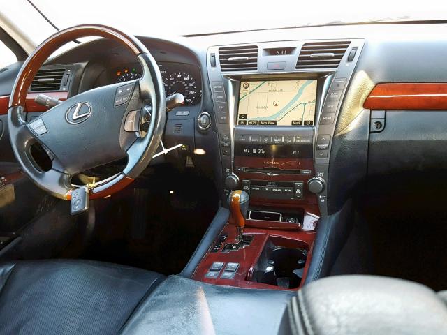 JTHGL46F375018013 - 2007 LEXUS LS 460L GRAY photo 9