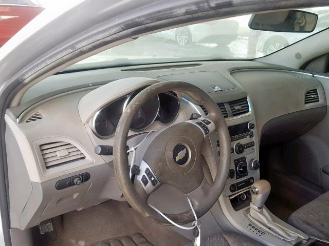 1G1ZC5E06AF187949 - 2010 CHEVROLET MALIBU 1LT SILVER photo 9