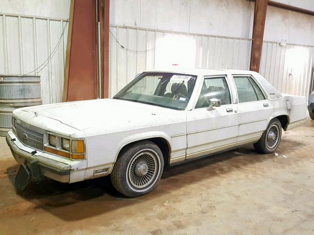 2FABP74F0KX101447 - 1989 FORD CROWN VICT WHITE photo 9