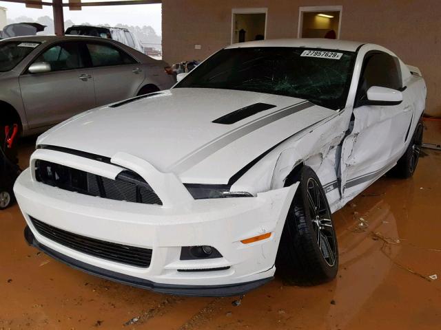 1ZVBP8CFXE5305449 - 2014 FORD MUSTANG GT WHITE photo 2