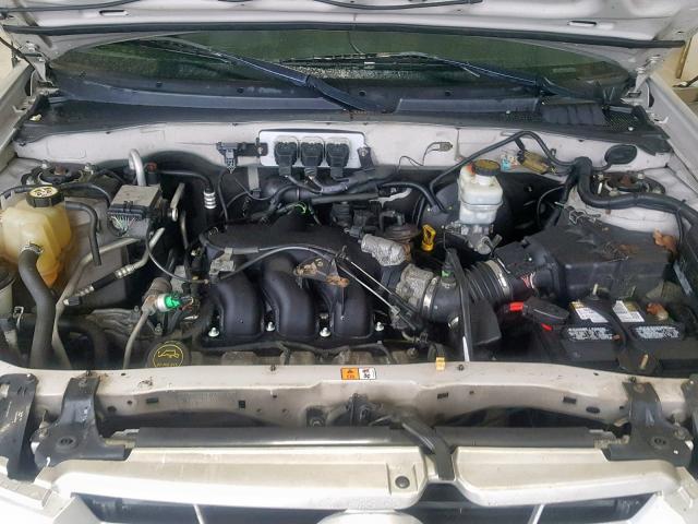 4F2YZ96135KM36723 - 2005 MAZDA TRIBUTE S SILVER photo 7