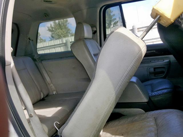 5LMEU68H85ZJ29946 - 2005 LINCOLN AVIATOR 白色 照片 6