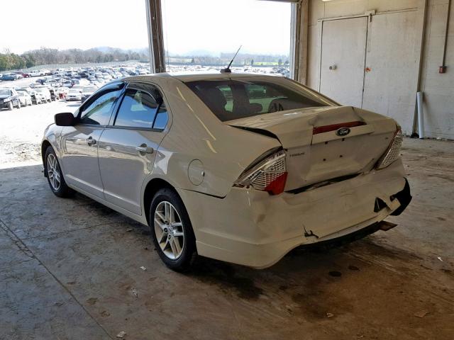 3FAHP0GA6AR423962 - 2010 FORD FUSION S WHITE photo 3