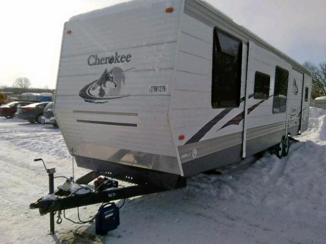 4X4TCKP276P101862 - 2006 WILDWOOD CHEROKEE WHITE photo 2