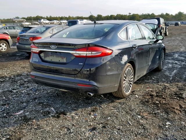 3FA6P0PU3JR216205 - 2018 FORD FUSION SE BLACK photo 4