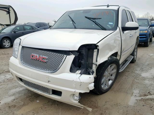 1GKS1EEF4BR251140 - 2011 GMC YUKON DENA WHITE photo 2