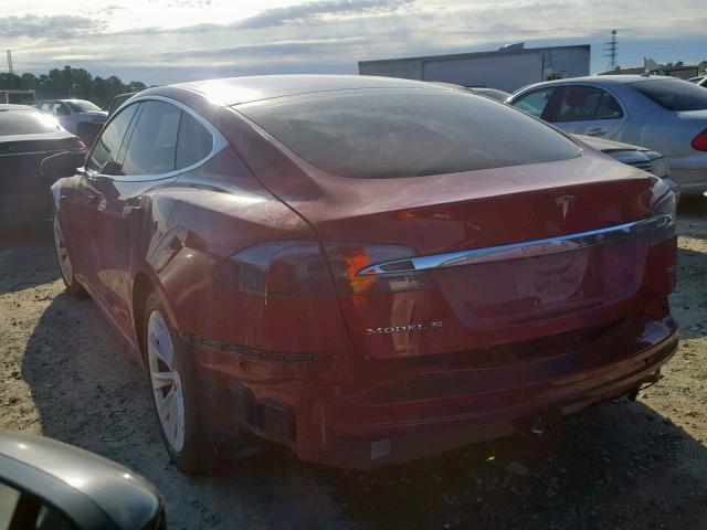 5YJSA1E25HF197346 - 2017 TESLA MODEL S RED photo 3