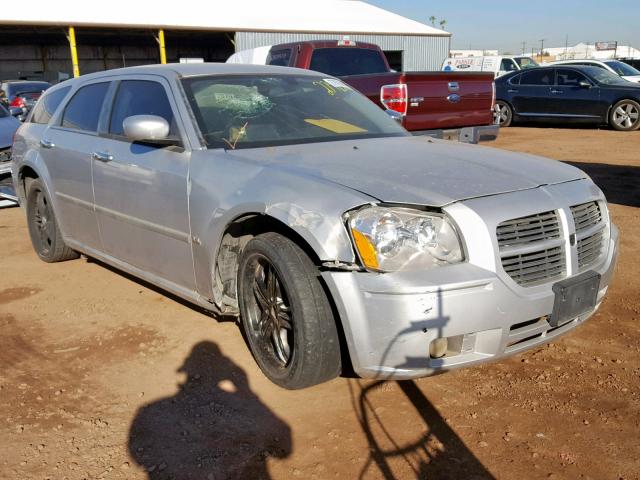 2D4FV47V56H392243 - 2006 DODGE MAGNUM SXT SILVER photo 1