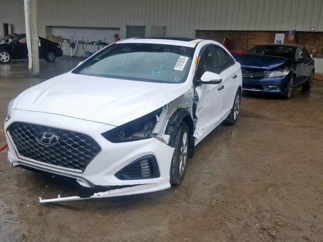 5NPE34ABXJH682359 - 2018 HYUNDAI SONATA SPO WHITE photo 2