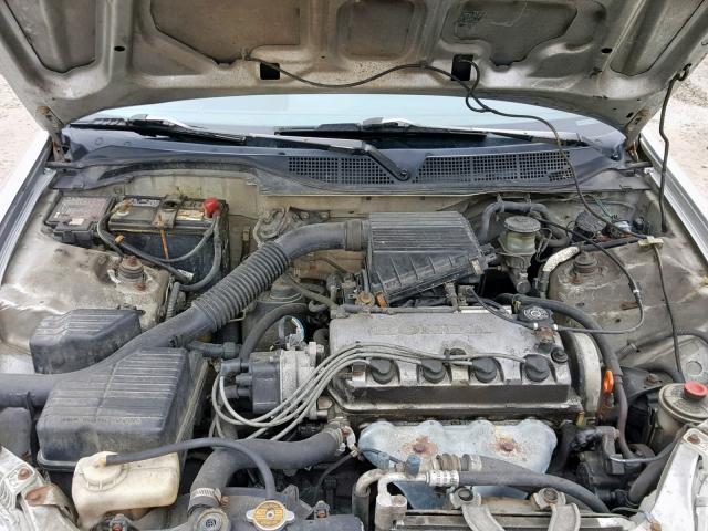 2HGEJ6619YH585921 - 2000 HONDA CIVIC BASE SILVER photo 7