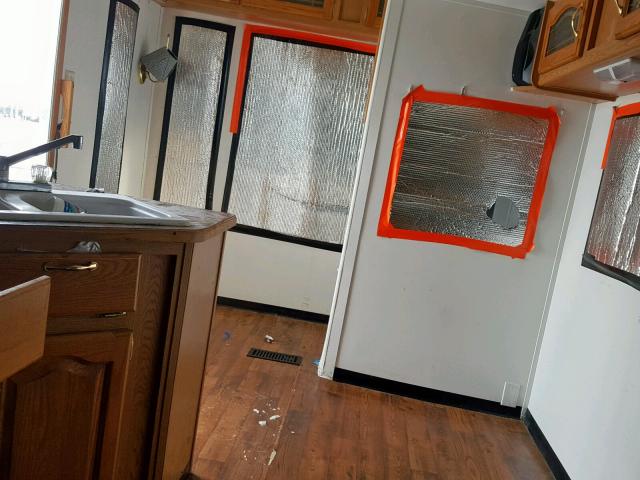 4YDF2952824059194 - 2002 KEYSTONE MONTANA WHITE photo 6