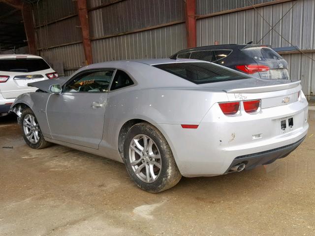 2G1FA1E38D9121119 - 2013 CHEVROLET CAMARO LS SILVER photo 3