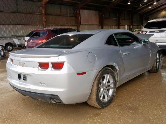 2G1FA1E38D9121119 - 2013 CHEVROLET CAMARO LS SILVER photo 4