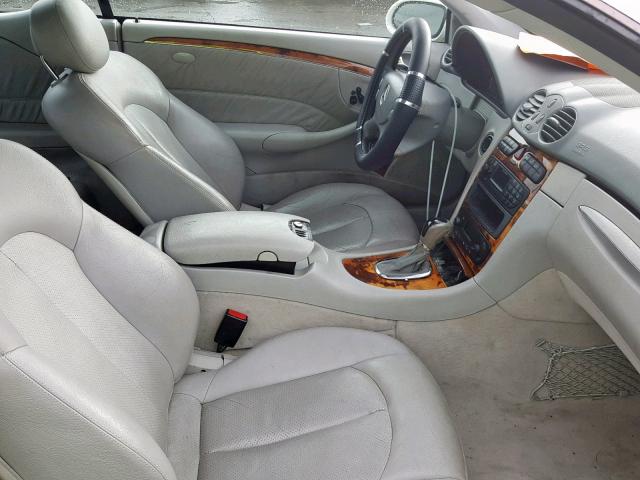 WDBTJ65J73F010104 - 2003 MERCEDES-BENZ CLK 320C WHITE photo 5