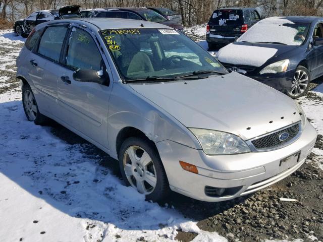 1FAHP37N77W129190 - 2007 FORD FOCUS ZX5 SILVER photo 1