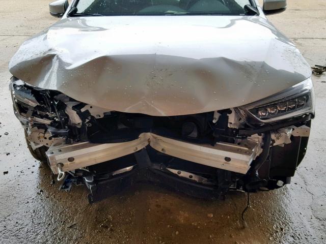 19UUB2F88KA000993 - 2019 ACURA TLX WHITE photo 9